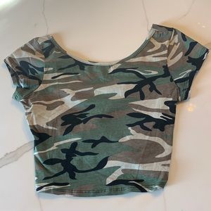 Womens camo crop top